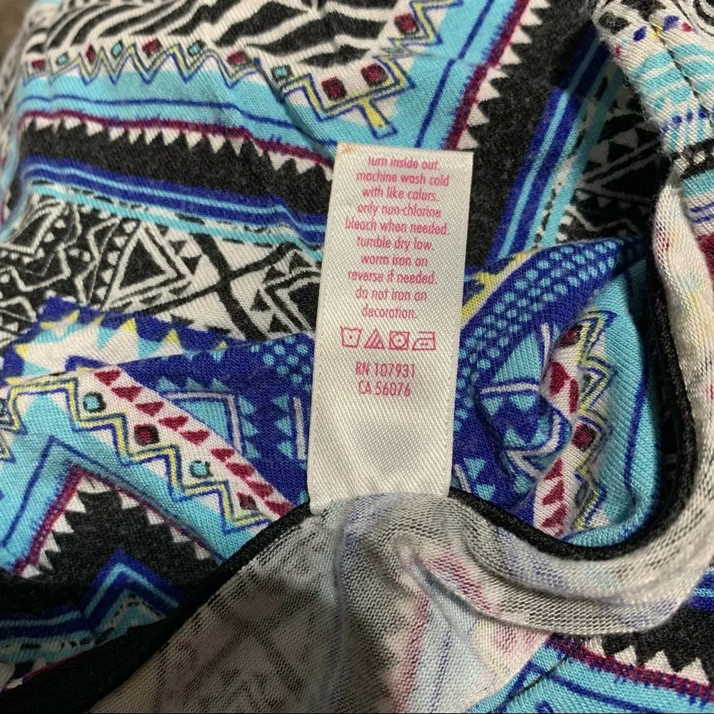 Justice chevron pattern blue & white cold stretchy soft shoulder dress size 18